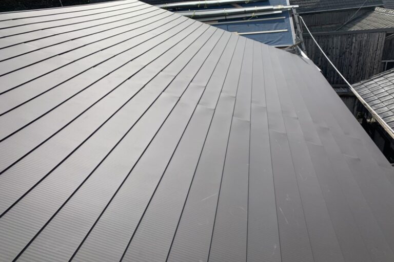 大月町の屋根替え。荷上げ